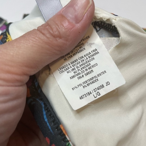 Isabella Rose Black and Red Frida Bondi Floral Boho Bikini Size Large - Picture 5 of 8